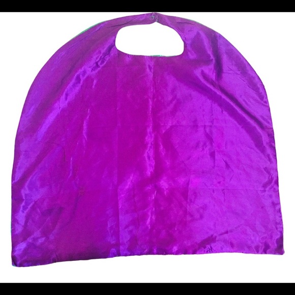 Hulk Theme Superhero Dress Up/Pretend Play Velcro Cape Green/Purple One Size - Picture 7 of 9